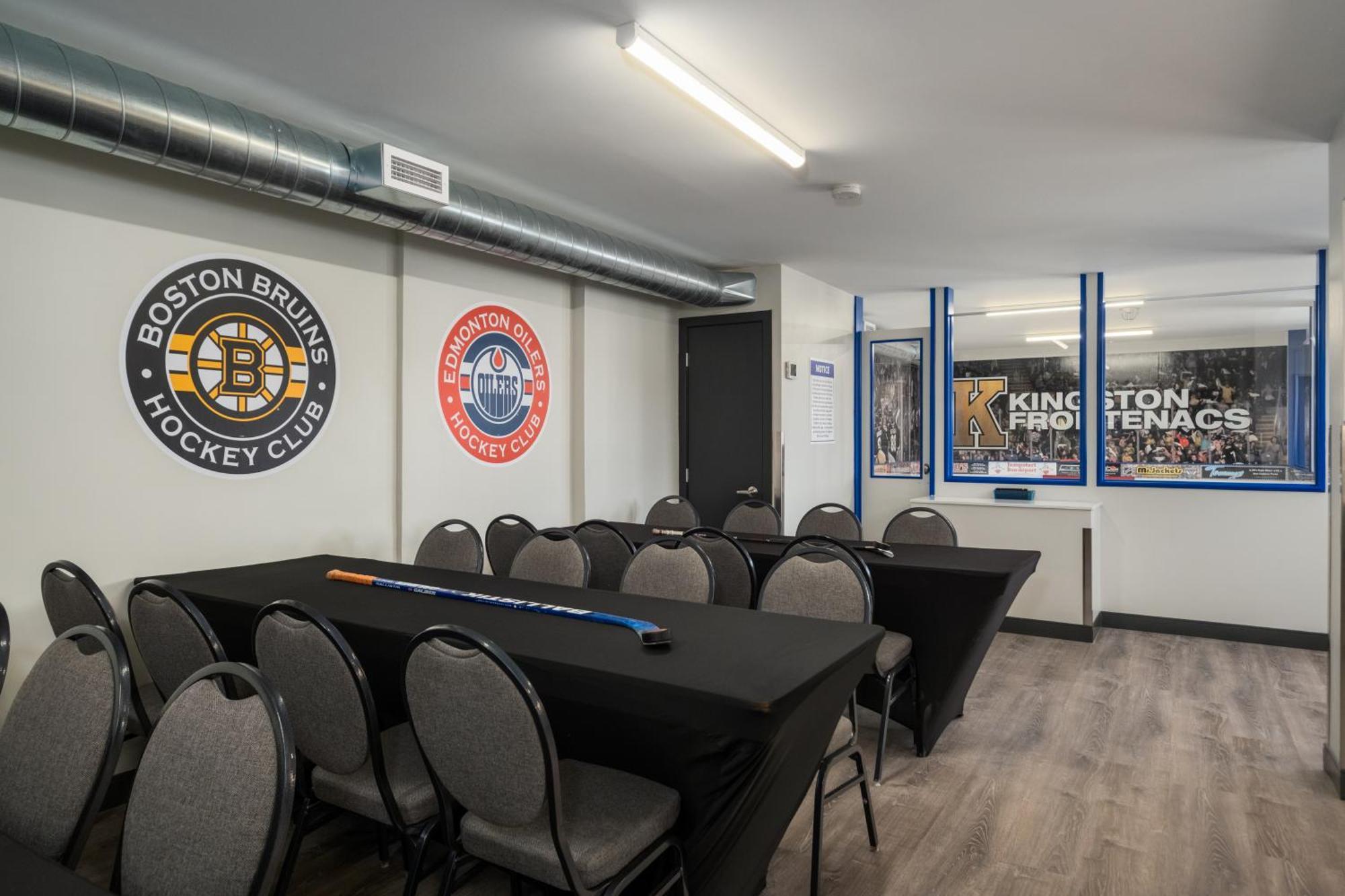 Comfort Suites Kingston Central מראה חיצוני תמונה